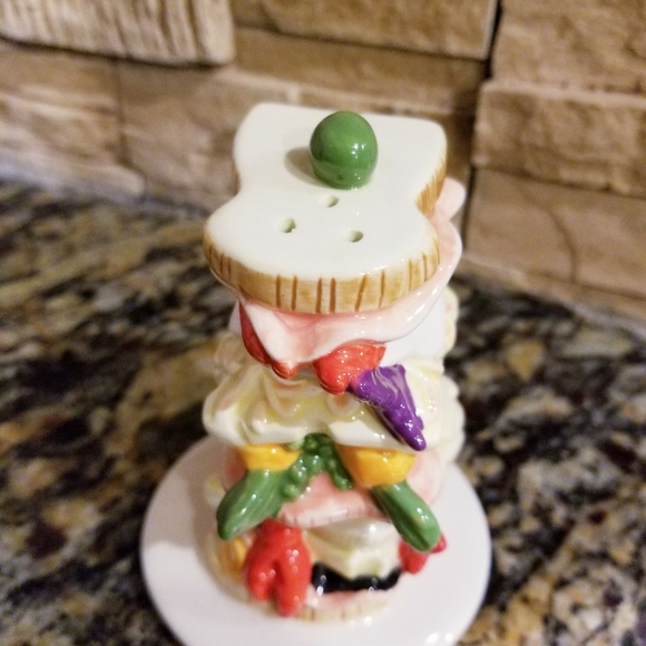 ♥️NWOT♥️ BLONDIE SALT & PEPPER SET - Picture 8 of 14